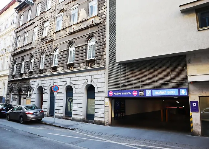 Your Lovely Home In The Heart Of Budapest